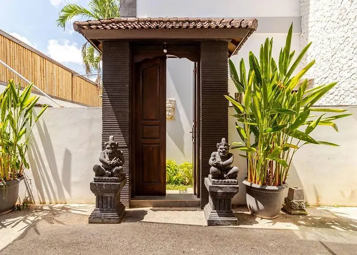 Villa With Private Pool In Nusa Dua (Bali)