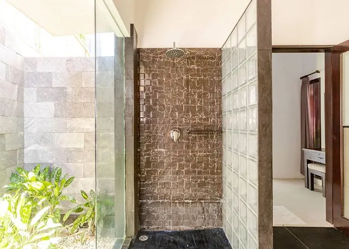 Villa With Private Pool In